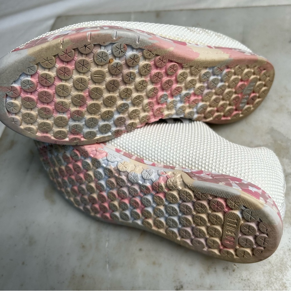 NOBULL Women's Cream and Pink camo Sneakers Size 6 - Picture 8 of 12